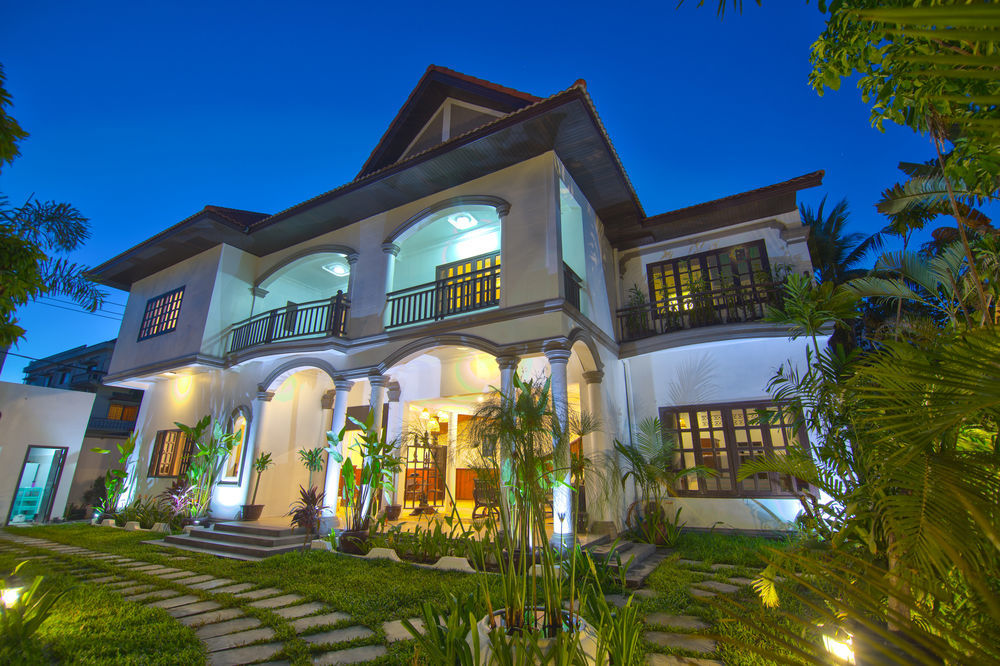 Angkor Yellow Villa Сіємреап Екстер'єр фото